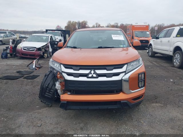 Mitsubishi Outlander 2.0 Es Image 2