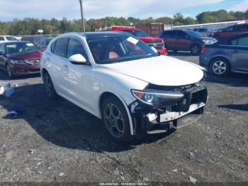  Salvage Alfa Romeo Stelvio