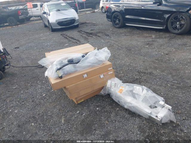 Land Rover Defender 110 X-dynamic Se Image 12