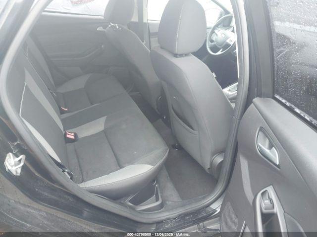 Ford Focus Se Image 10
