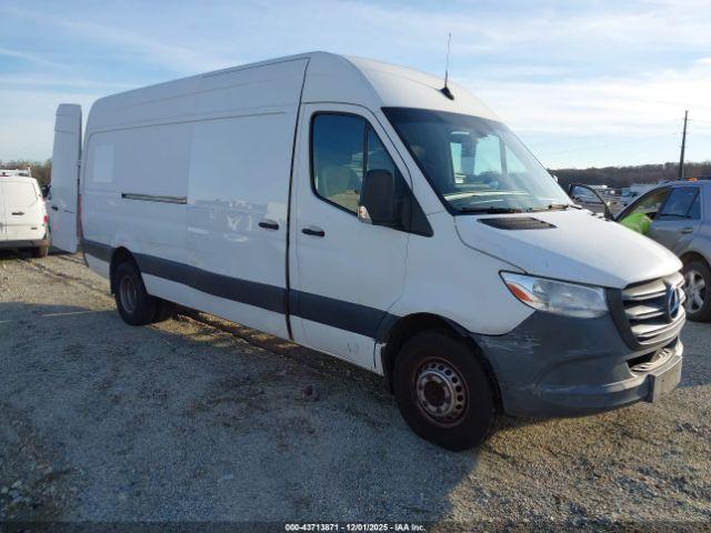 Salvage Mercedes-Benz Sprinter 3500xd
