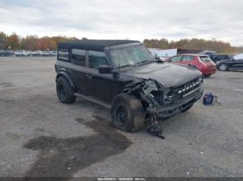  Salvage Ford Bronco