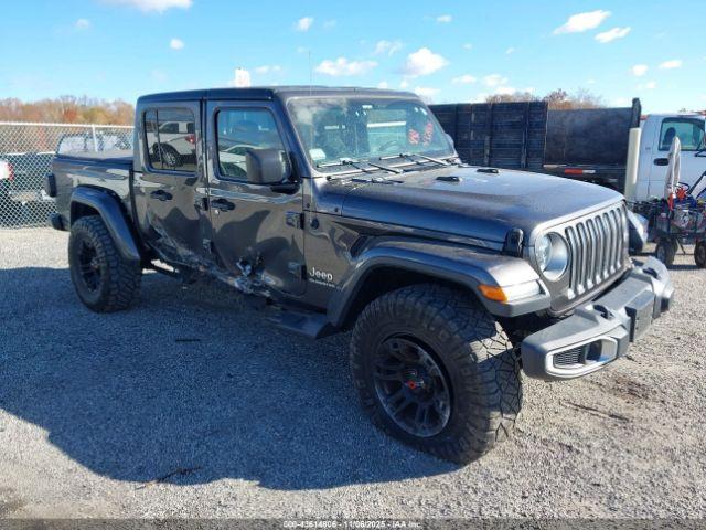  Salvage Jeep Gladiator