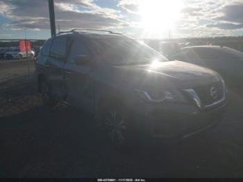  Salvage Nissan Pathfinder