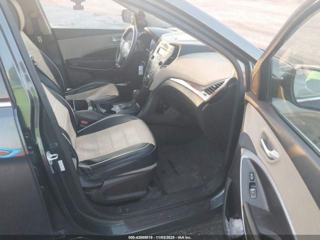 Hyundai SANTA FE Sport Image 8