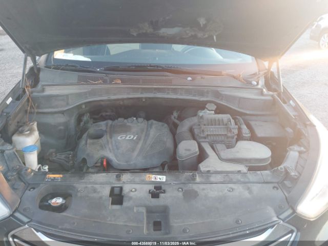 Hyundai SANTA FE Sport Image 4