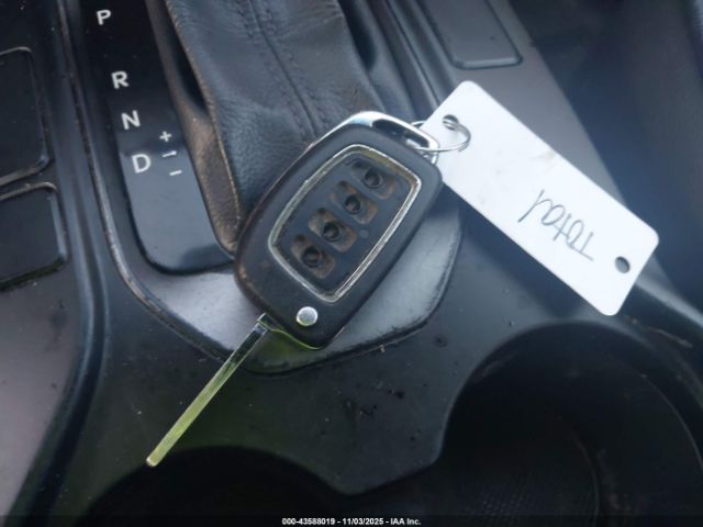 Hyundai SANTA FE Sport Image 3