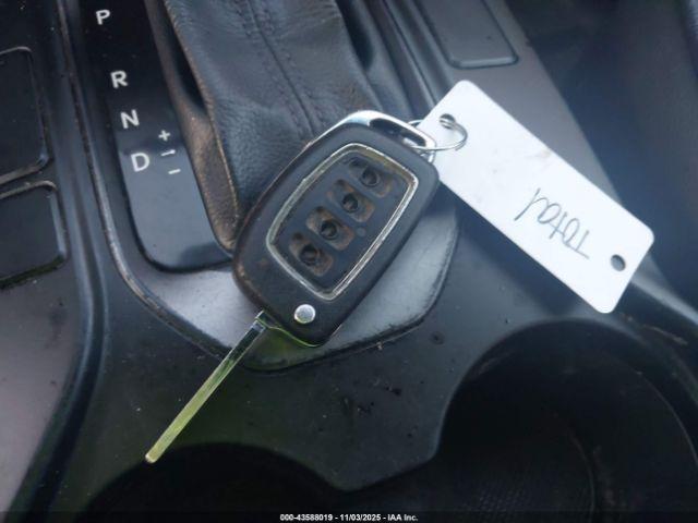 Hyundai SANTA FE Sport Image 3