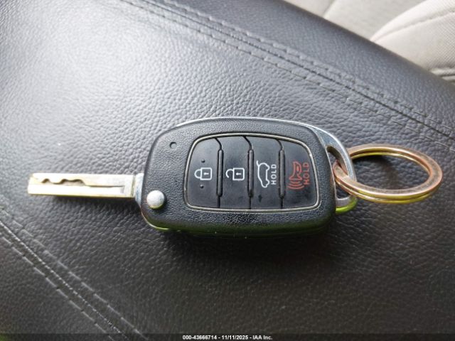 Hyundai SANTA FE 2.4l Image 11