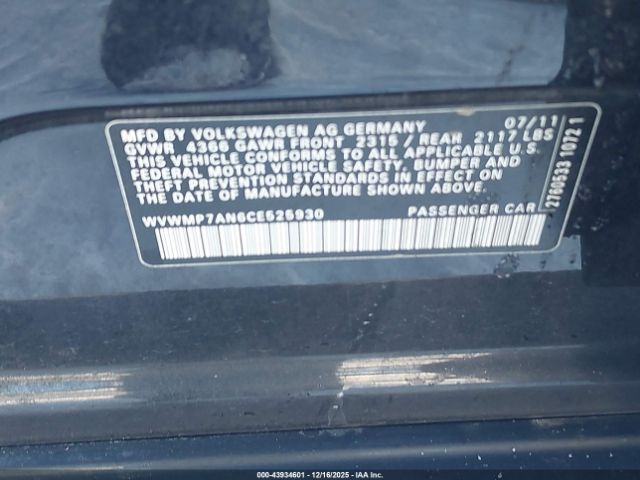 Volkswagen CC Sport Image 2