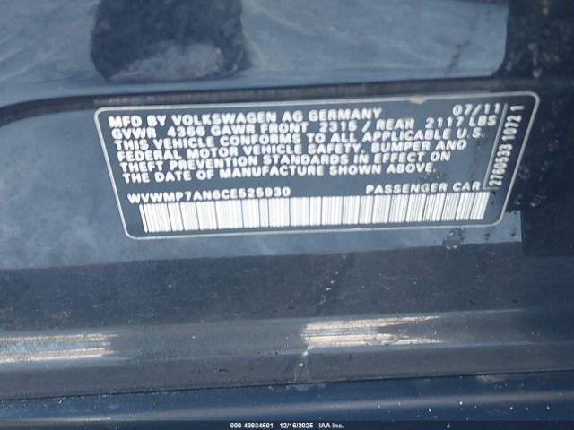 Volkswagen CC Sport Image 2