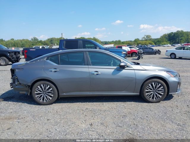 Nissan Altima Sv Fwd Image 6