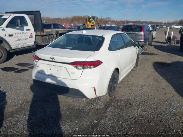 Toyota Corolla Le Image 16