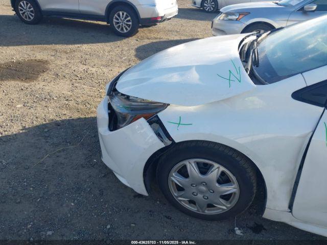 Toyota Corolla Le Image 5