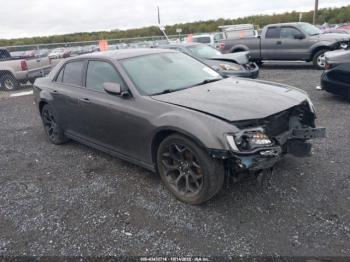  Salvage Chrysler 300