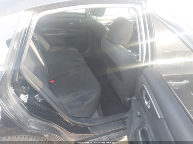 Nissan Altima 2.5 Sv Image 9