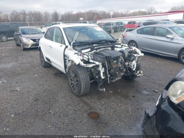 Porsche Macan Image 1