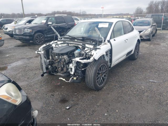 Porsche Macan Image 8