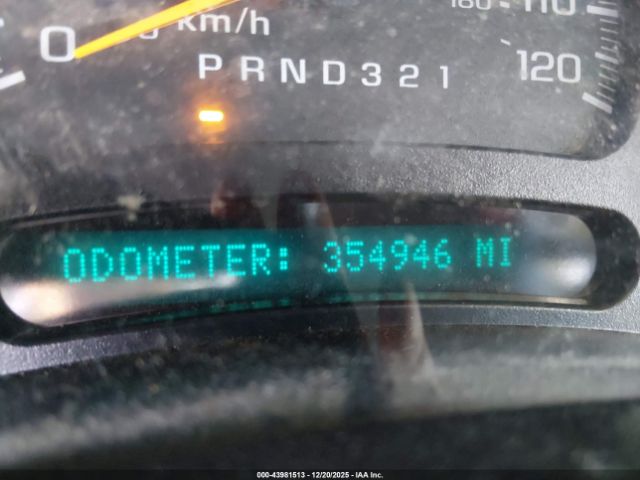 Chevrolet Silverado 2500 Work Truck Image 20