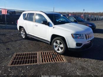  Salvage Jeep Compass