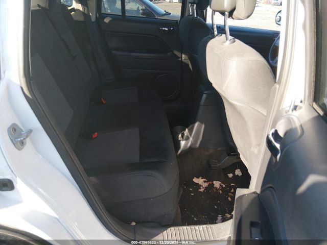 Jeep Compass Sport Image 8