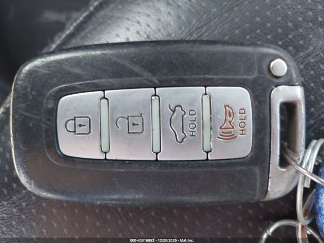 Hyundai SONATA Limited 2.0t Image 10