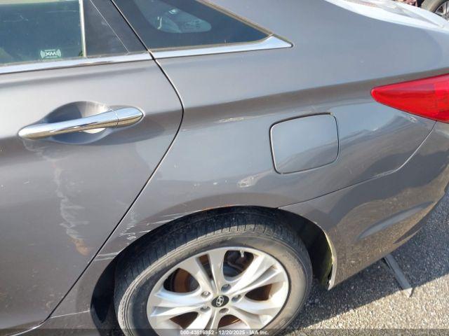 Hyundai SONATA Limited 2.0t Image 11