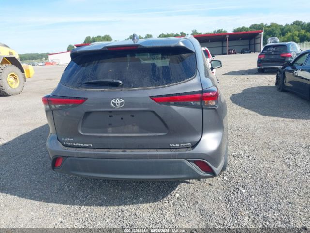 Toyota Highlander Xle Image 10