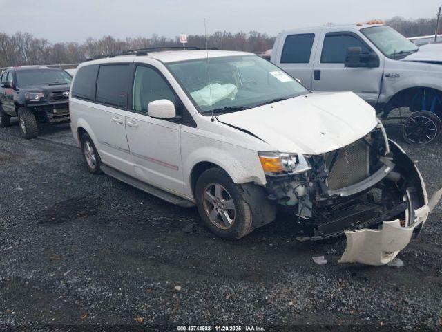  Salvage Dodge Grand Caravan