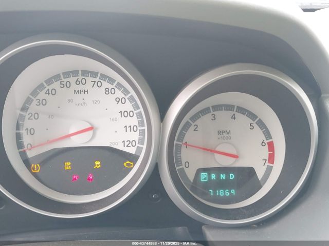 Dodge Grand Caravan Sxt Image 2