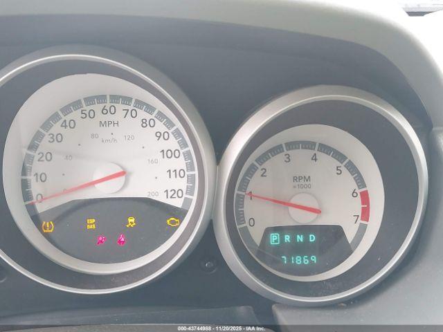 Dodge Grand Caravan Sxt Image 2