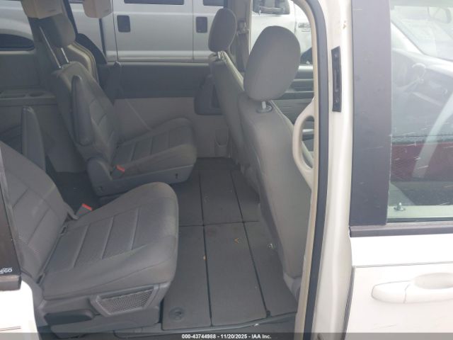 Dodge Grand Caravan Sxt Image 8
