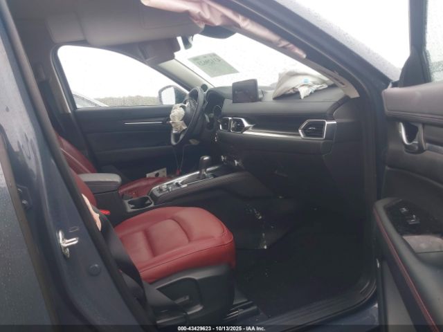 Mazda Cx 2.5 S Carbon Edition Image 3