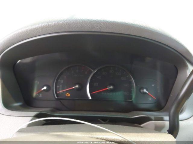 Cadillac DTS 1sb Image 5