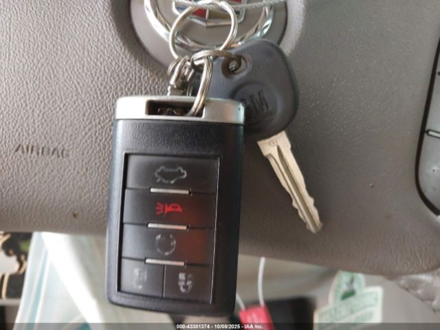 Cadillac DTS 1sb Image 9