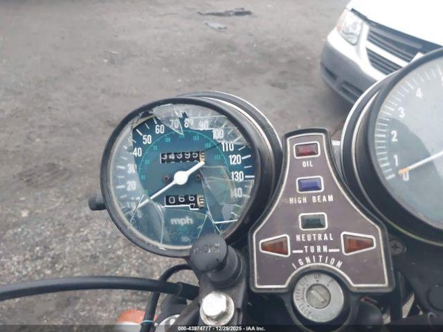 Honda Cb750 Image 10