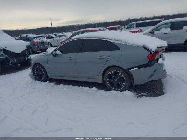 Kia K5 Gt-line Image 12