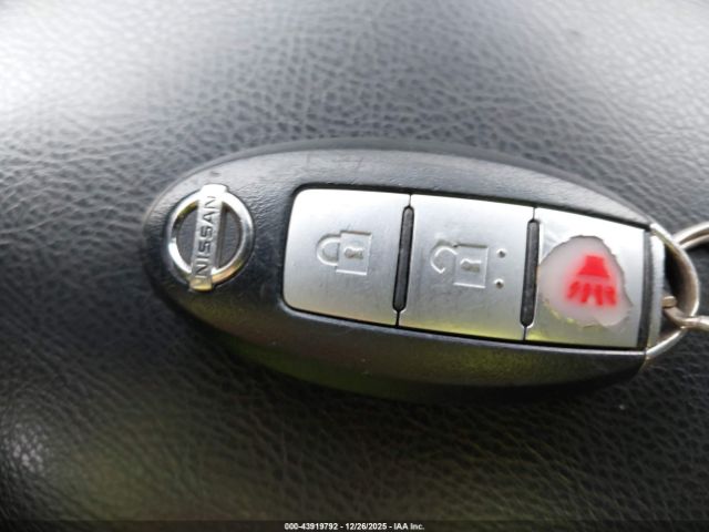 Nissan Murano S Image 12