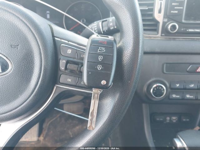 Kia Sportage Lx Image 12