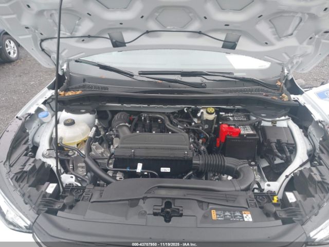 Ford Escape Active Image 9