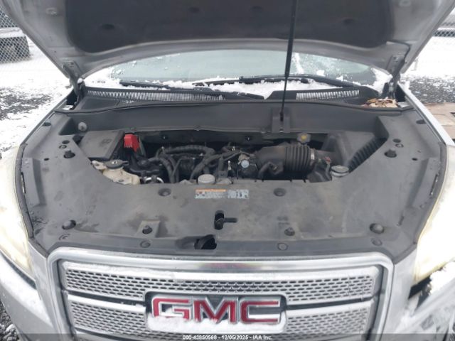 GMC Acadia Denali Image 4