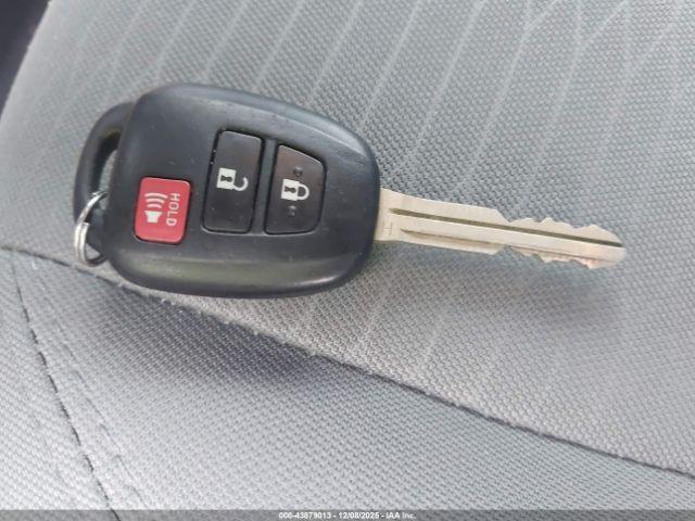 Toyota Tacoma Sr5 V6 Image 8