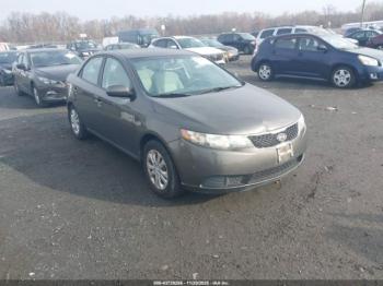  Salvage Kia Forte