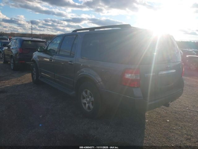 Ford Expedition Xlt Image 2