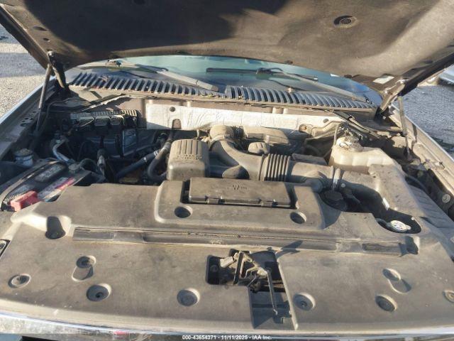 Ford Expedition Xlt Image 9