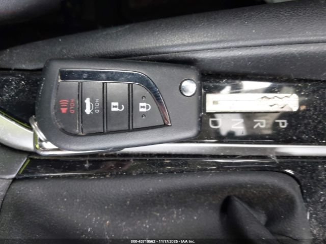 Toyota Corolla Le Image 15