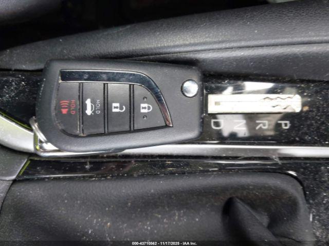 Toyota Corolla Le Image 15