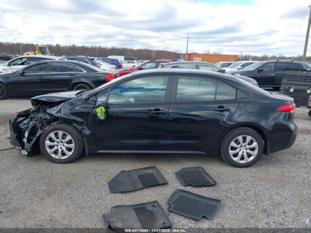 Toyota Corolla Le Image 3