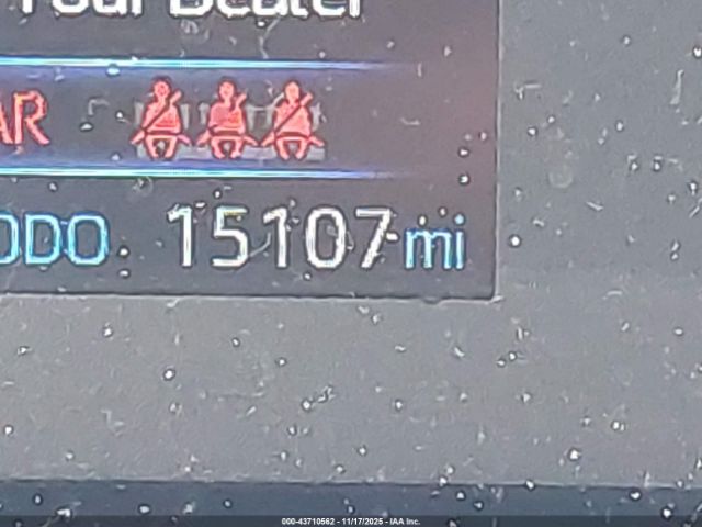 Toyota Corolla Le Image 16