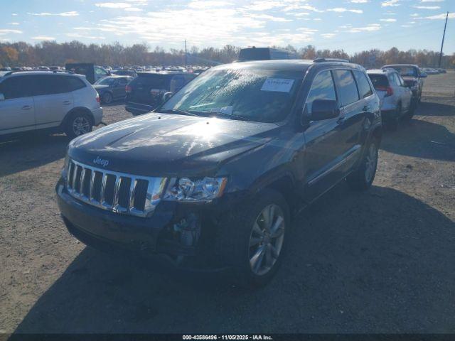 Jeep Grand Cherokee Laredo Image 4